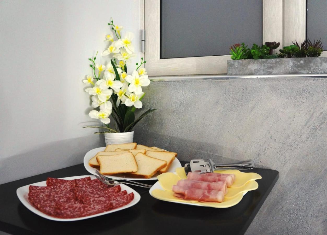 B&B Agrigento Da Tony Palermo ภายนอก รูปภาพ